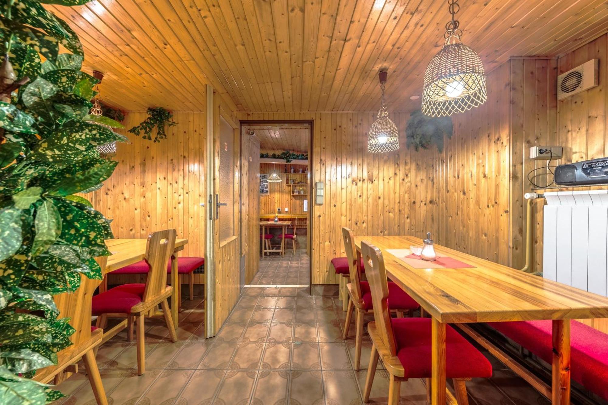 Penzion Pokorny Jablonec nad Nisou Exterior foto